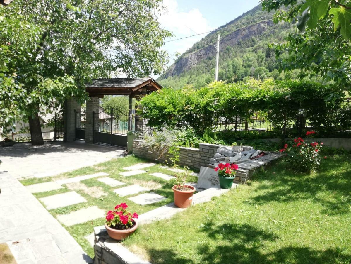 La Taverna Di Elide Aymavilles Exterior photo